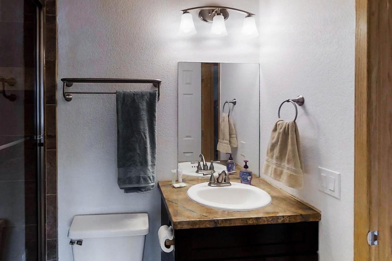 Lagoon Townhome Frisco Bagian luar foto